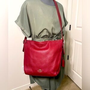 COACH Women's Polished Pebble Leather Dufflette LI/Black Cherry Shoulder Bag